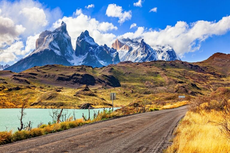 Trekkers Face Sudden Storm on O Circuit